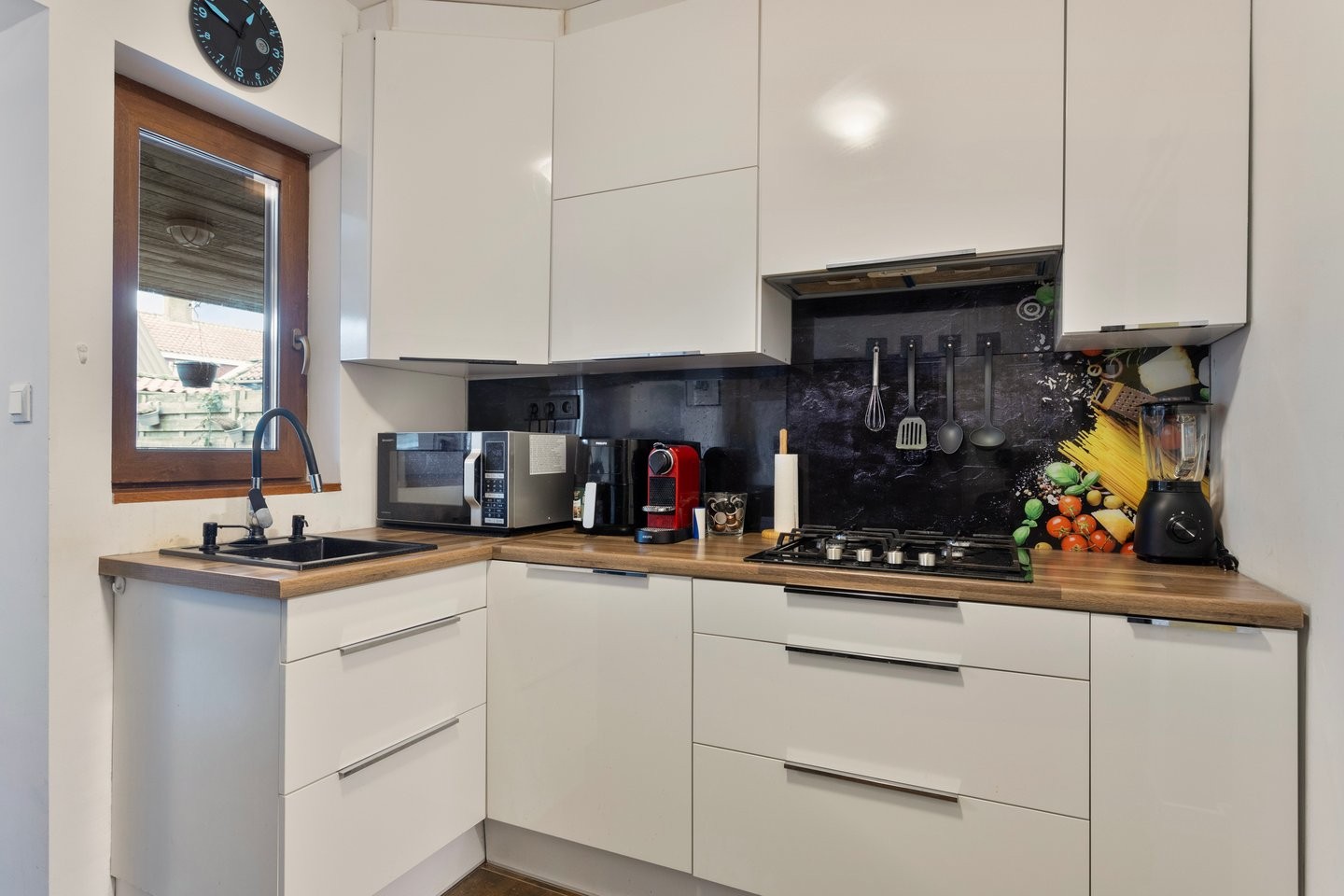 Tussenwoning te koop: Deldensestraat 5, Sint Philipsland