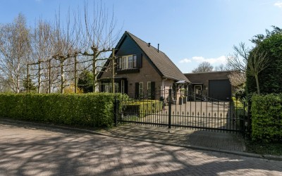 Nijverheids. 8