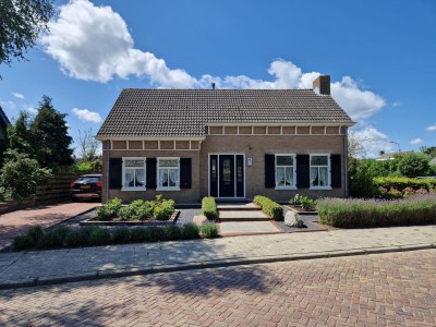 Hogeweg 49