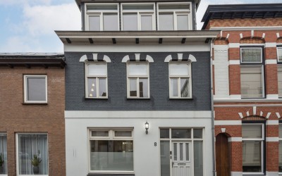 Kaaistraat 8