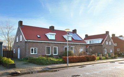 van Liedeke. 18