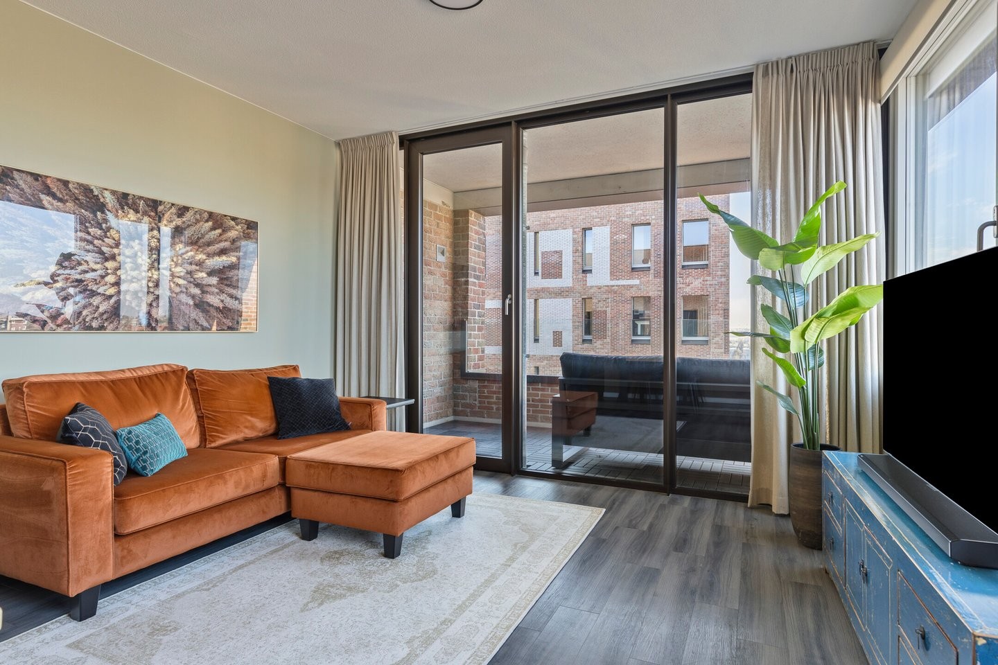 Appartement te koop: Anna van Lotharingentoren 36, Breda