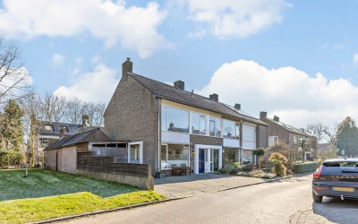 Barnsteenstraat 13