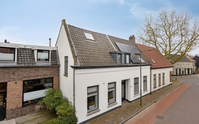Raadhuisstraat 57