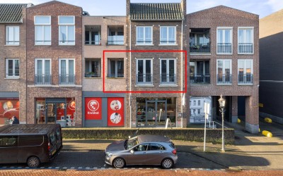 Korte Brugs. 2-D