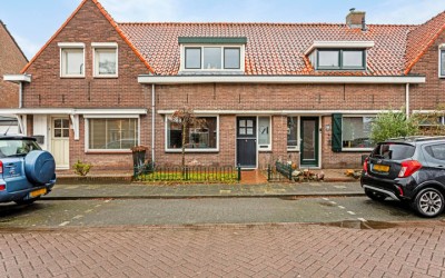 Middenlaan 21