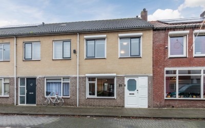Pastoor Smitsstraat 21
