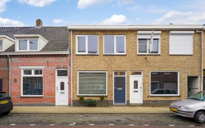 Hoevenseweg 32