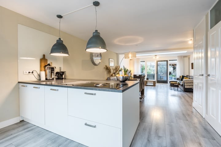 Tussenwoning te koop: Midwoldestraat 19, Tilburg