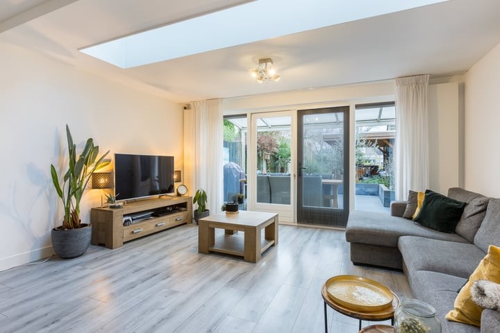 Tussenwoning te koop: Midwoldestraat 19, Tilburg