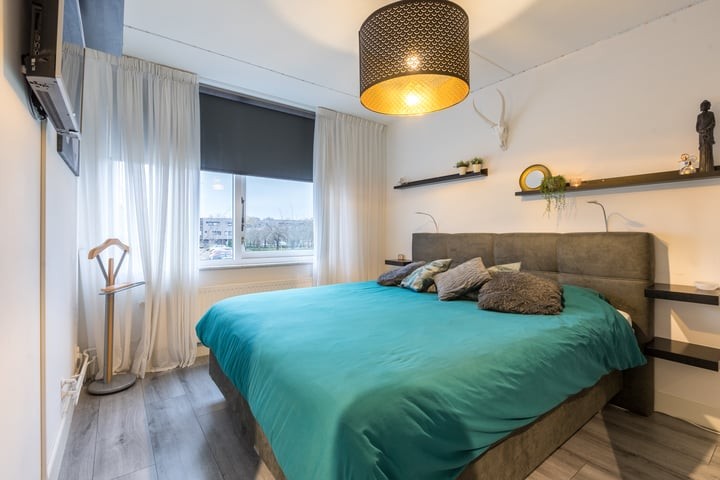 Tussenwoning te koop: Midwoldestraat 19, Tilburg