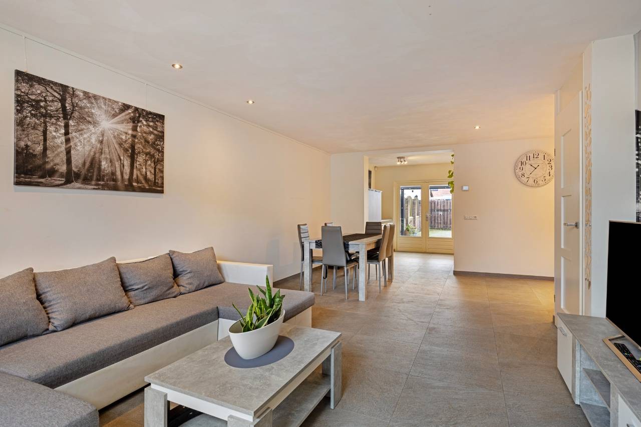 Tussenwoning te koop: Scarlattistraat 78, Tilburg