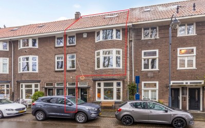 Van der Wee. 26
