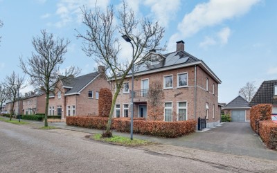 Raadhuisstraat 29