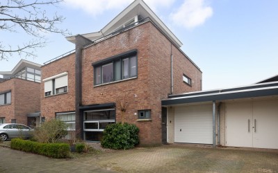 De Schoolmeesterstraat 20