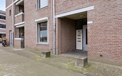 Sint Barbar. 9