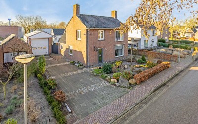 Broekstraat 13