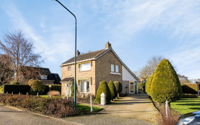 Kerkhofstra. 12