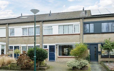 Valstraat 48