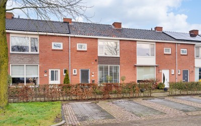 Graaf Arnul. 34