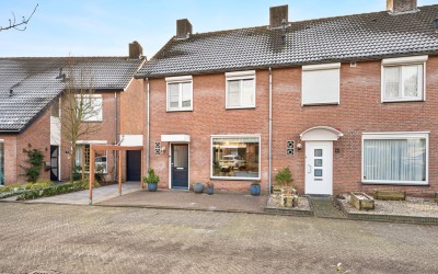 Hoefsmidwei 42