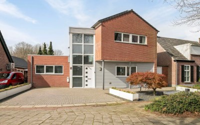 Onze Lieve. 17