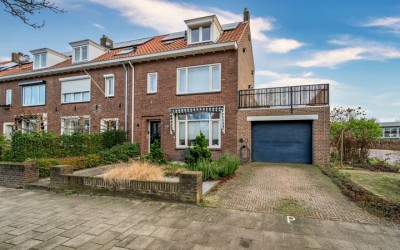 Oranjestraat 49