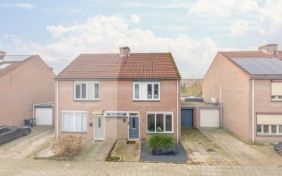 Mahoniestraat 39