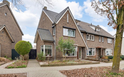 Kerkstraat 52