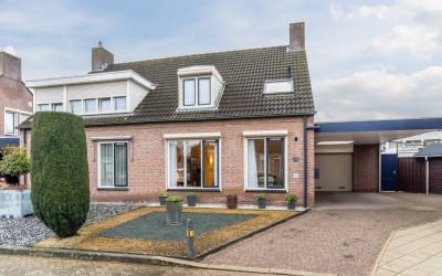 Anna van Saksenstraat 28