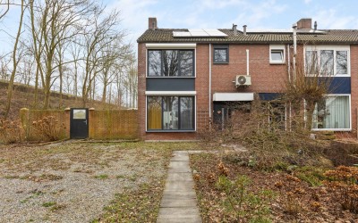Steenakker 8