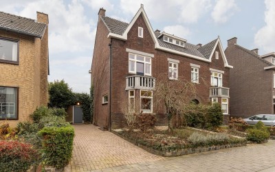 Houterend 107