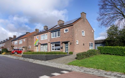 Pastoor Halmansstraat 2