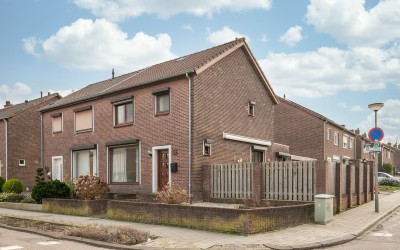 Hovenstraat 110