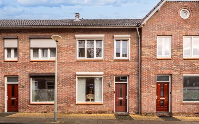 Veldstraat 12
