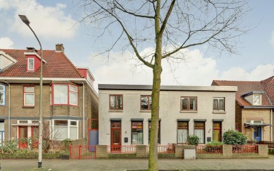 Biezenstraat 146