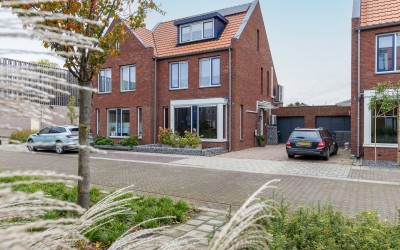 Steenstraat 10