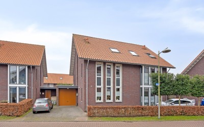 Mauvezand 16