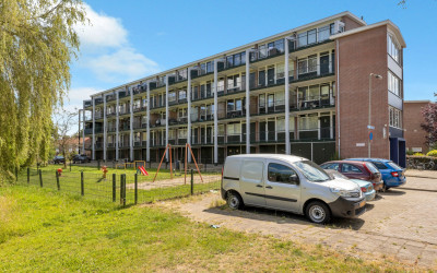 De Houtmans. 89
