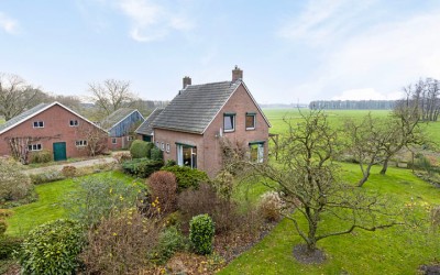 den Dam 23