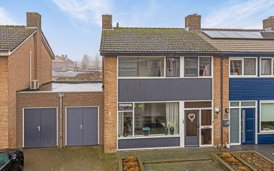 Allee 45