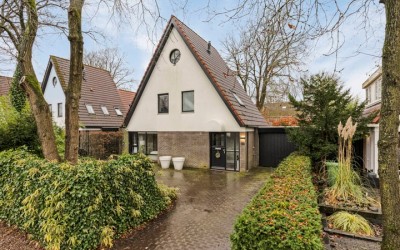 Hoog Buurlo. 18-B
