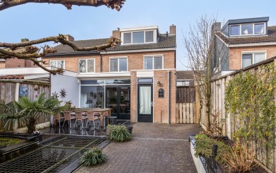 Spoelsterstraat 16
