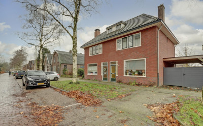 Steenbakker. 12