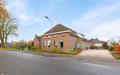 Zuiderdiep 327