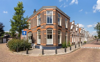 Wilhelminas. 88