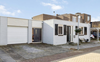 Karveel 43 90