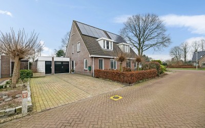 Nieuwe Bove. 4