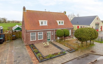 Middenweg 17