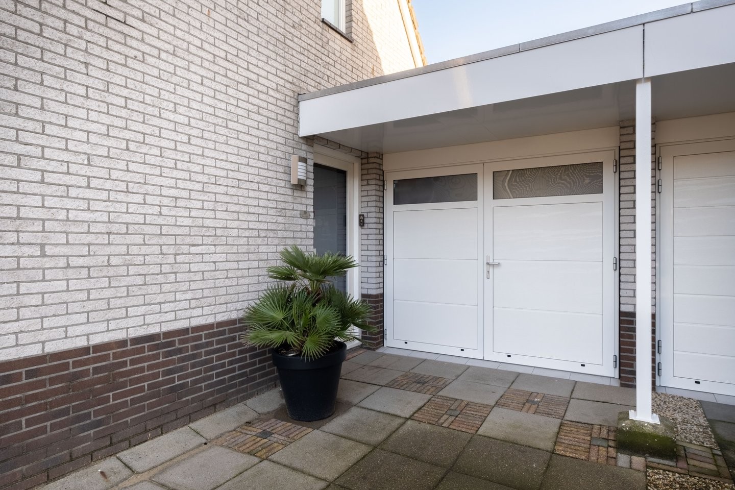 Tussenwoning te koop: Pinksterbloem 30, Sneek
